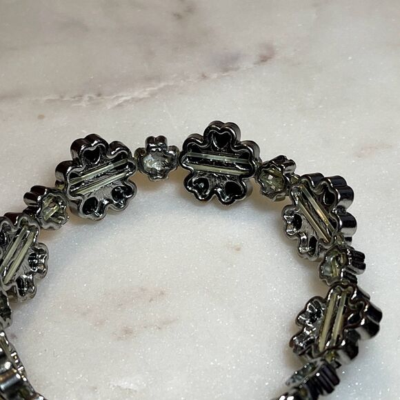 Charming Charlie Black And Silver Flower Stretch Bracelet - Picture 5 of 5